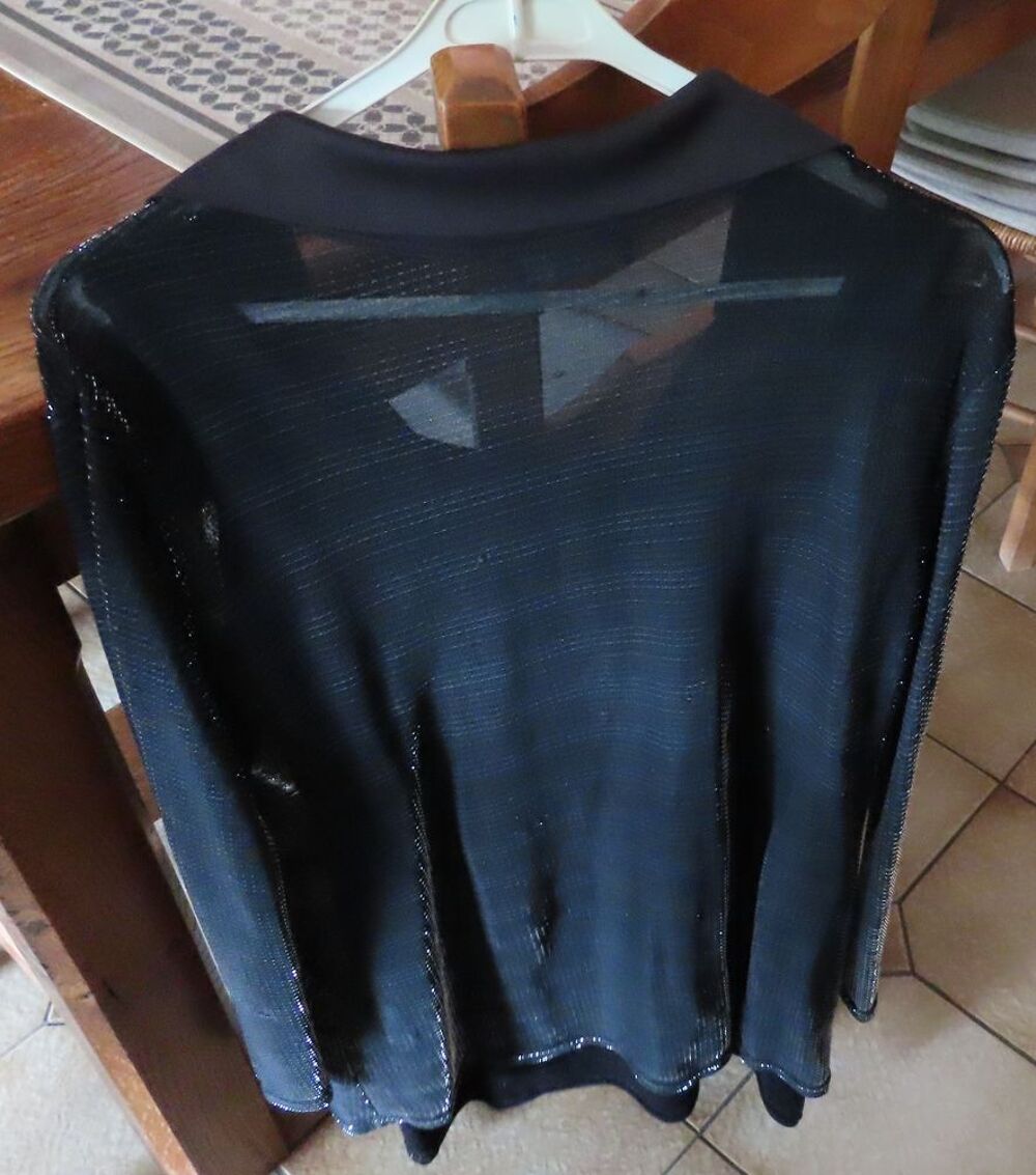 Veste l&eacute;g&egrave;re Vêtements