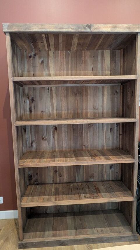 A SAISIR !! Joli meuble en Bois (5 étages). 150 Paris 15 (75)