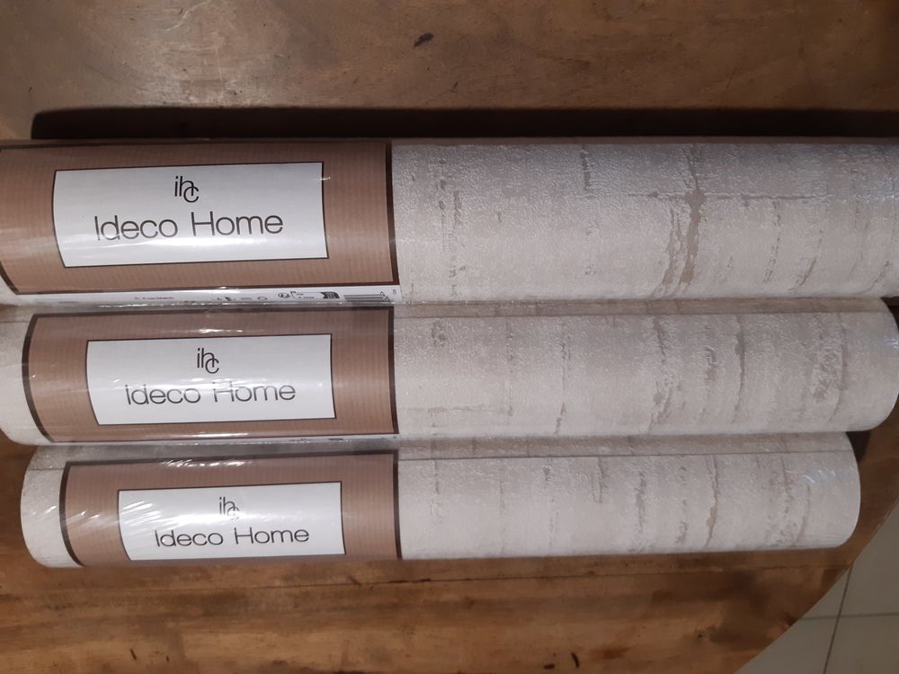 3 Rouleaux Papier Peint Beige Gaufr&eacute;. Décoration