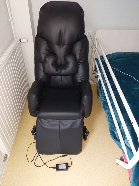FauteuIl de relaxation lectrique INNOV'SA neuf 950 Nantes (44)