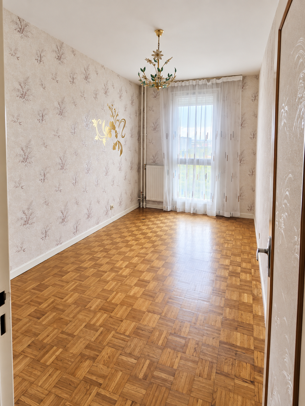 Location Appartement T4 82 m² ? 9e étage avec ascenseur ? balcon, vue dégagée, pa Saint-fons
