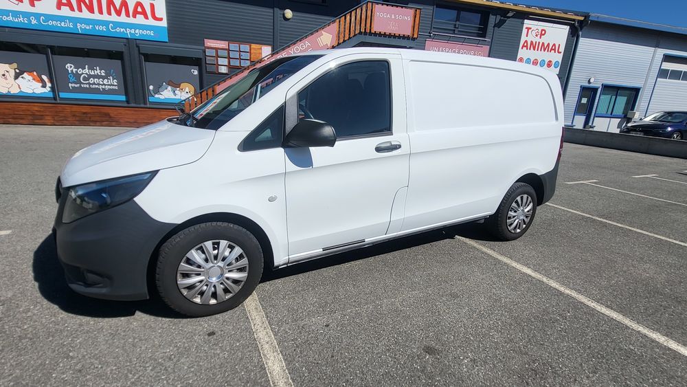 Vito VITO FOURGON 114 CDI COMPACT BVA RWD SELECT 2020 occasion 05200 Embrun