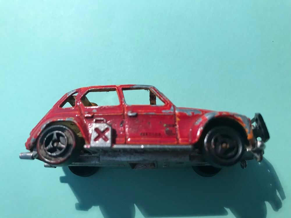  Miniature automo MAJORETTE 1/60 n&deg;231 - CITROEN DYANE 