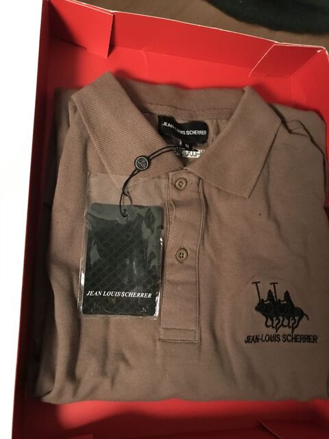 POLO MARRON  T. M   Jean Louis Scherrer 50 Saint-Genis-Laval (69)