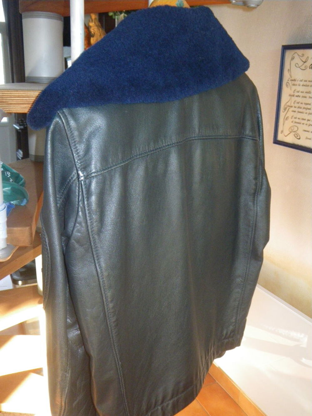 Blouson Aviateur Cuir Bleu Fonc&eacute; + Pantalon V�tements