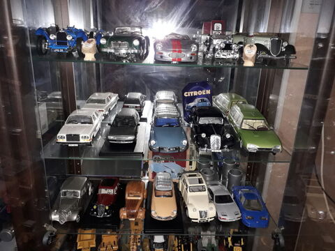 Diff�rentes voitures de collections 1/24 et 1/18e  30 Benfeld (67)