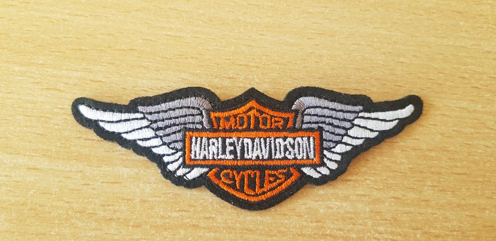 ecusson brod&eacute; paire d'ailes + bar and shield harley davidson 