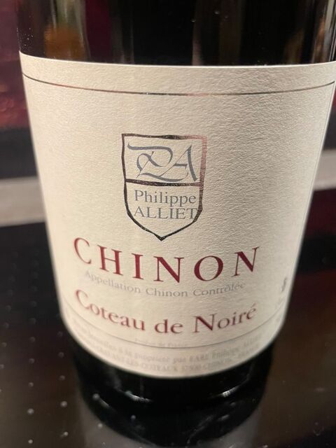 1 Bt CHINON Coteau de Noir� 2010 Philippe ALLIET Vigneux-sur-Seine (91)