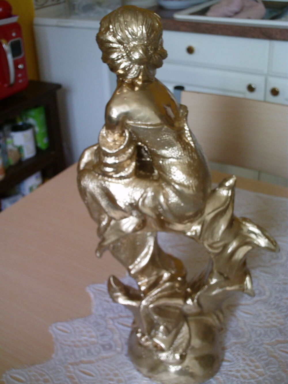 Statue ancienne femme en pierre dor&eacute; or fin N&deg;790 Décoration