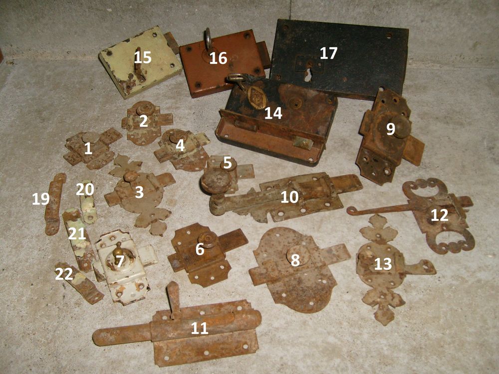 Ancien Verrous /targettes/serrures/fer forg&eacute; ect Bricolage