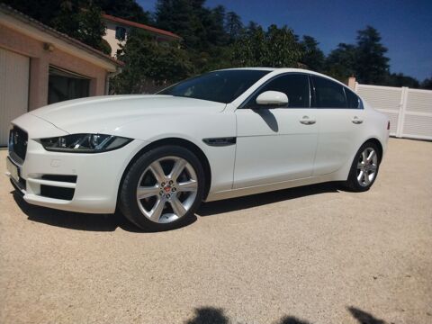 Jaguar XE 2.0 D - 180 ch BVA AWD Portfolio 2016 occasion Saint-Genest-Lerpt 42530