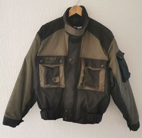 blouson moto ''bering'' taille M 
etat neuf Marignane (13)