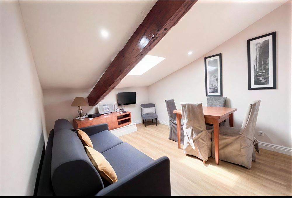 Vente Appartement Cannes rue d'Antibes - 2 pieces 34 m2, 4e etage ascenseur Cannes