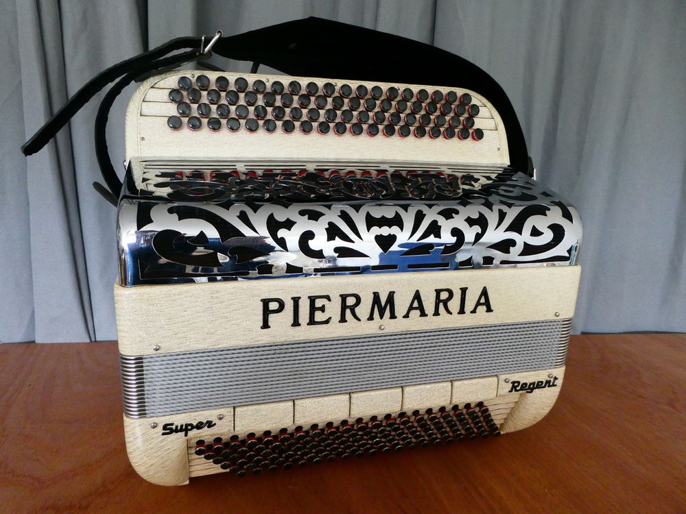 Accord&eacute;on Piermaria Super R&eacute;gent Instruments de musique