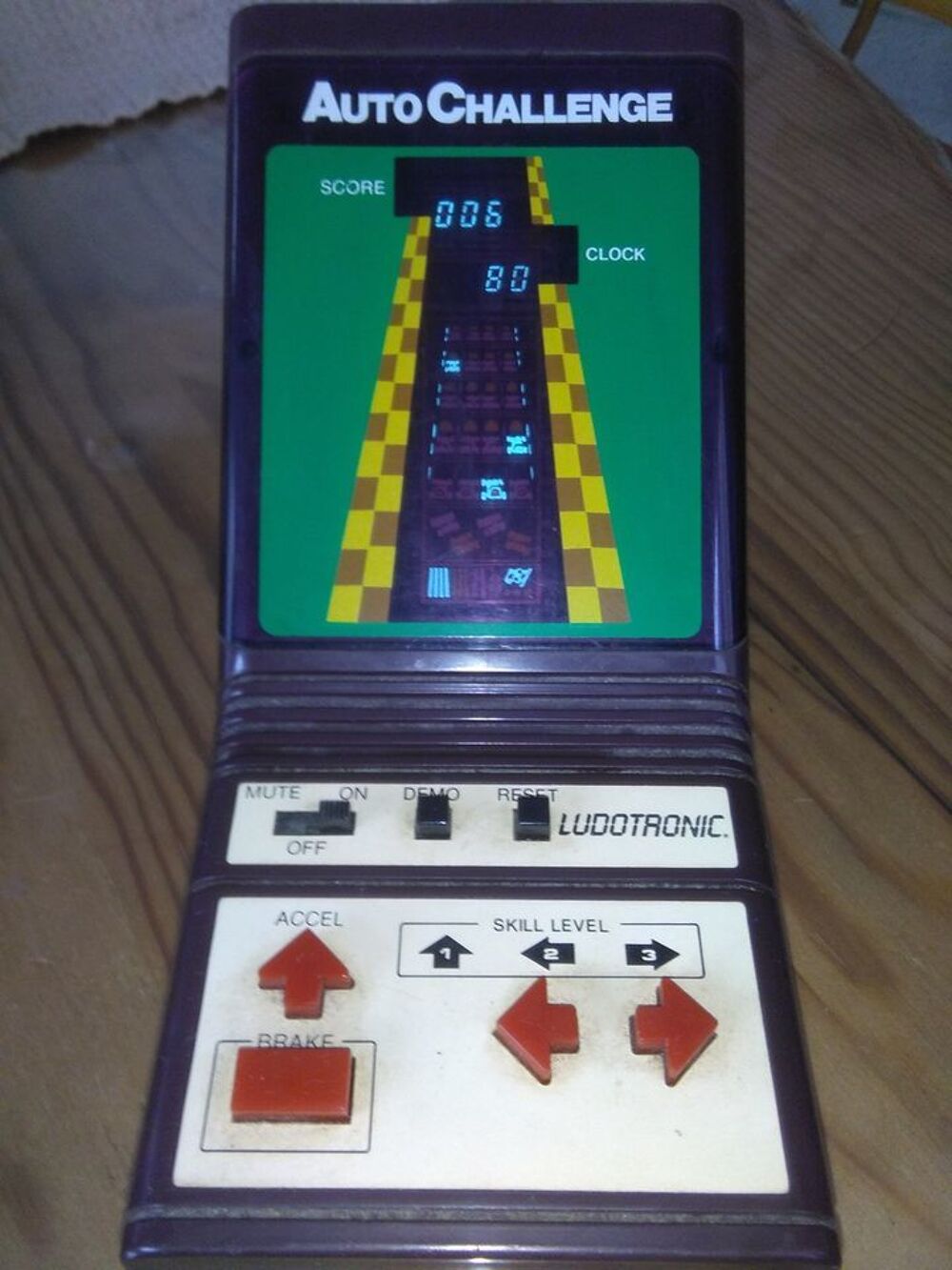 JEU ELECTRONIQUE LUDOTRONIC AUTO CHALLENGE Consoles et jeux vidéos