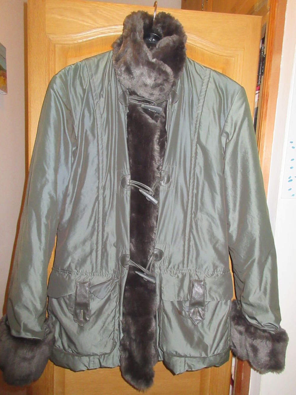 Parka vert fonc&eacute; Vêtements