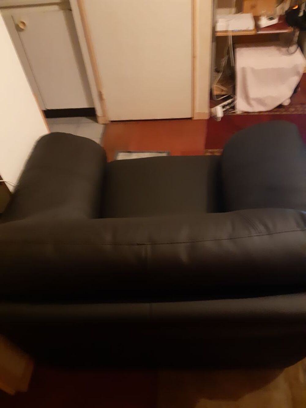Fauteuil cuir etat neuf achet&eacute; 27 mai 2021 Meubles