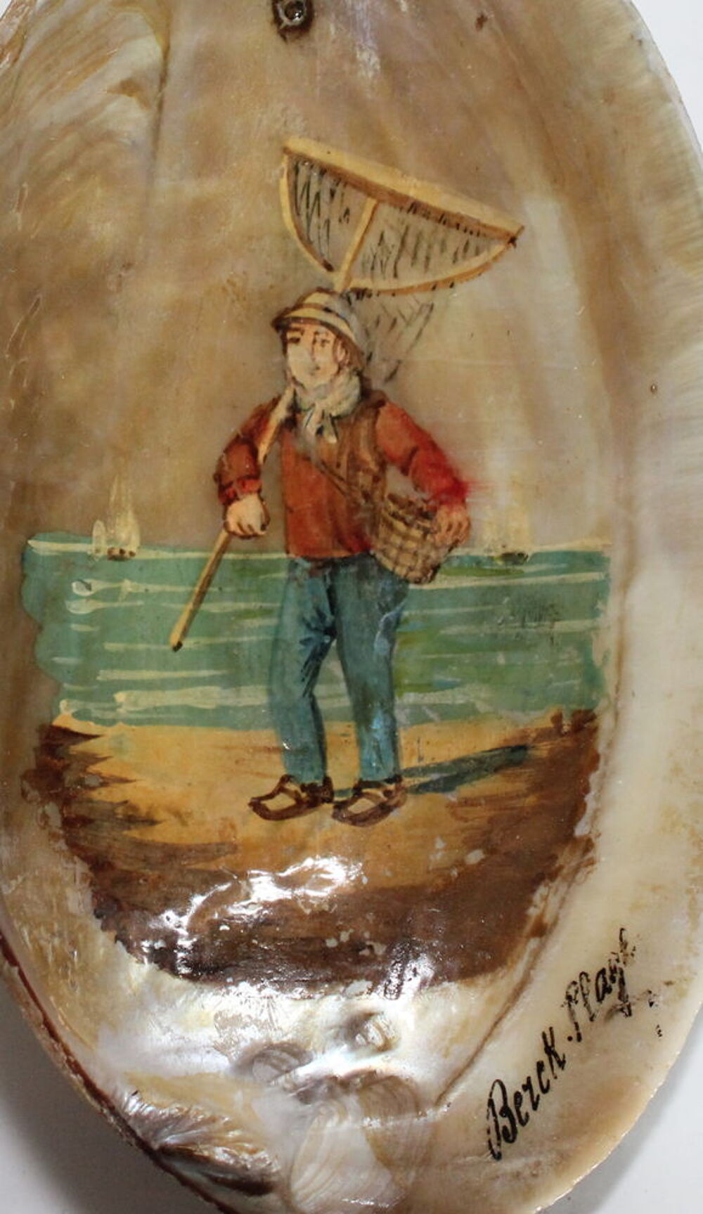 Souvenir du bord de mer p&eacute;cheur coquillage ancien 
BERCQ 