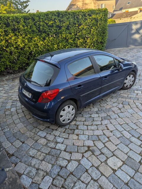 Peugeot 207 1.6 HDi 16v 90ch Exécutive
