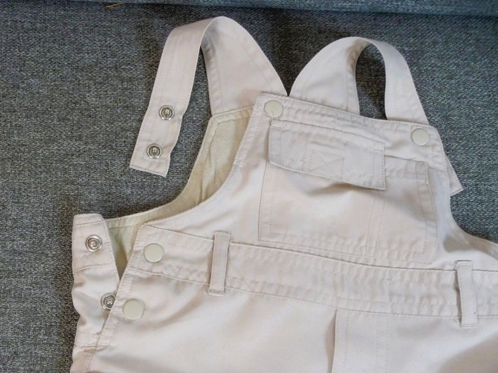 Salopette Beige &agrave; Boutons Pressions- 6 mois-Tout Compte Fait Vêtements enfants