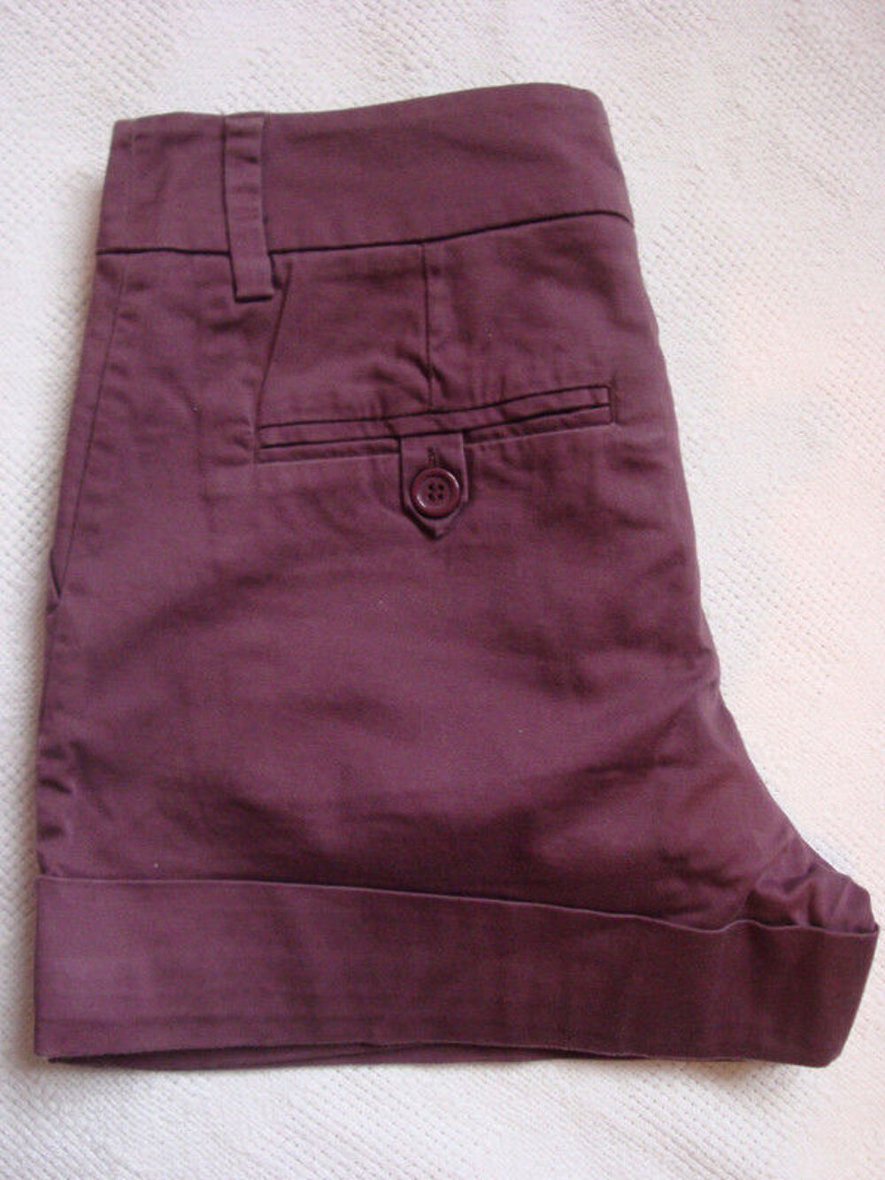 Short Bordeaux Vêtements