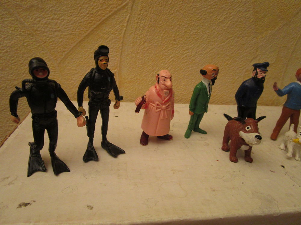 VIEILLES FIGURINES TINTIN ESSO BELVISION 1973 LOT 41Z12
