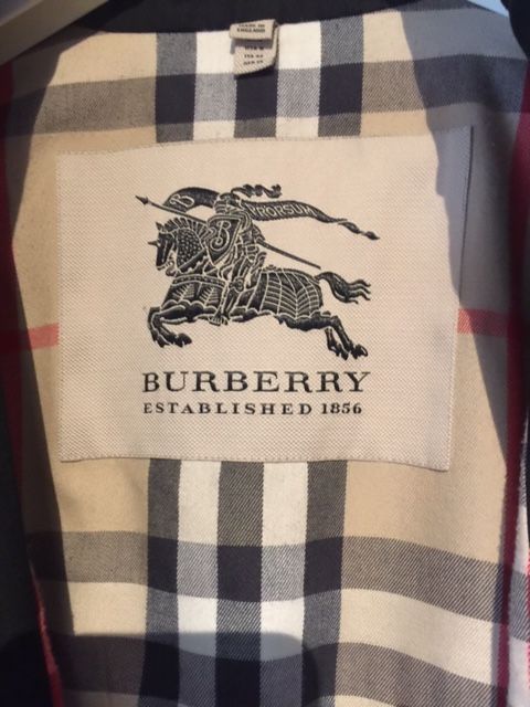 Burberry toulouse top