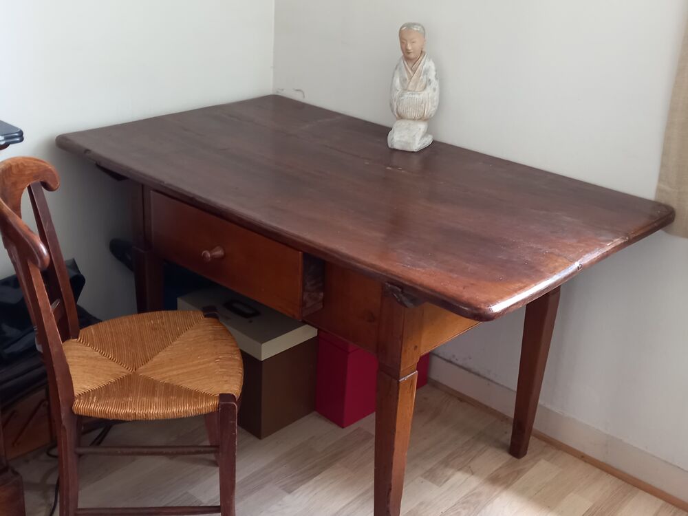 BELLE TABLE ALSACIENNE Meubles