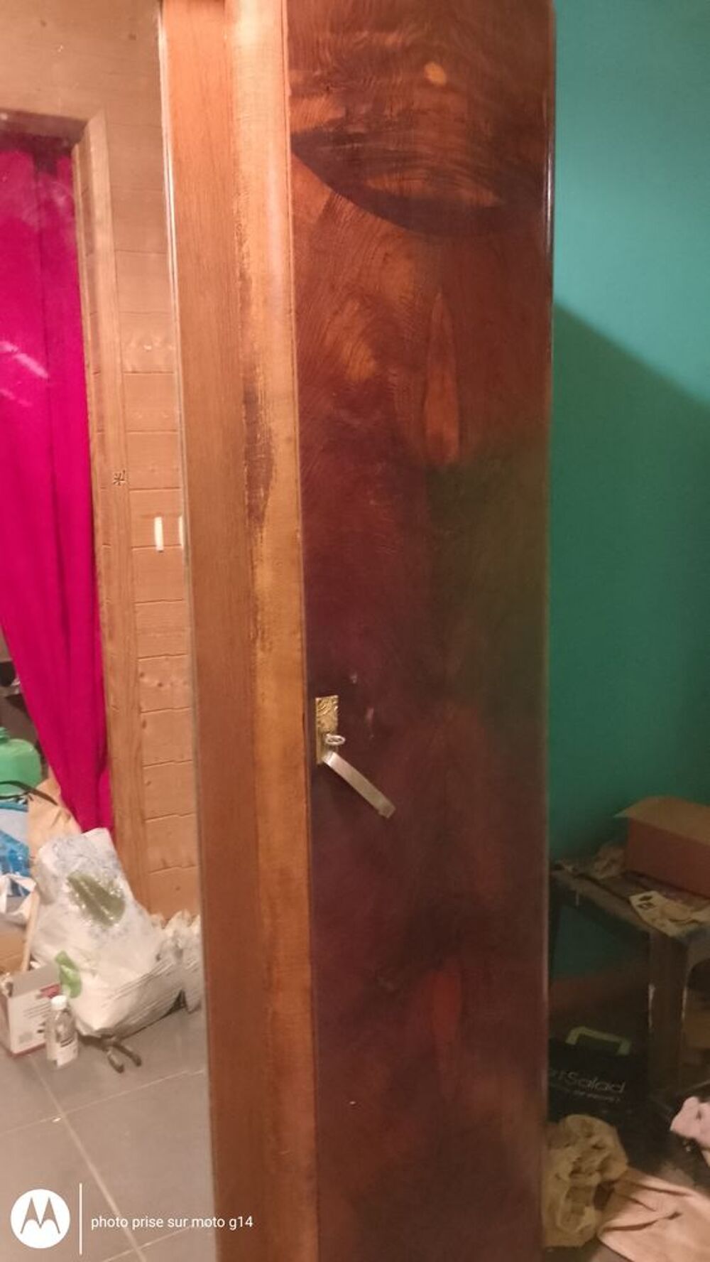 Armoire &agrave; glace en noyer art-d&eacute;co BAISSE DE PRIX Meubles