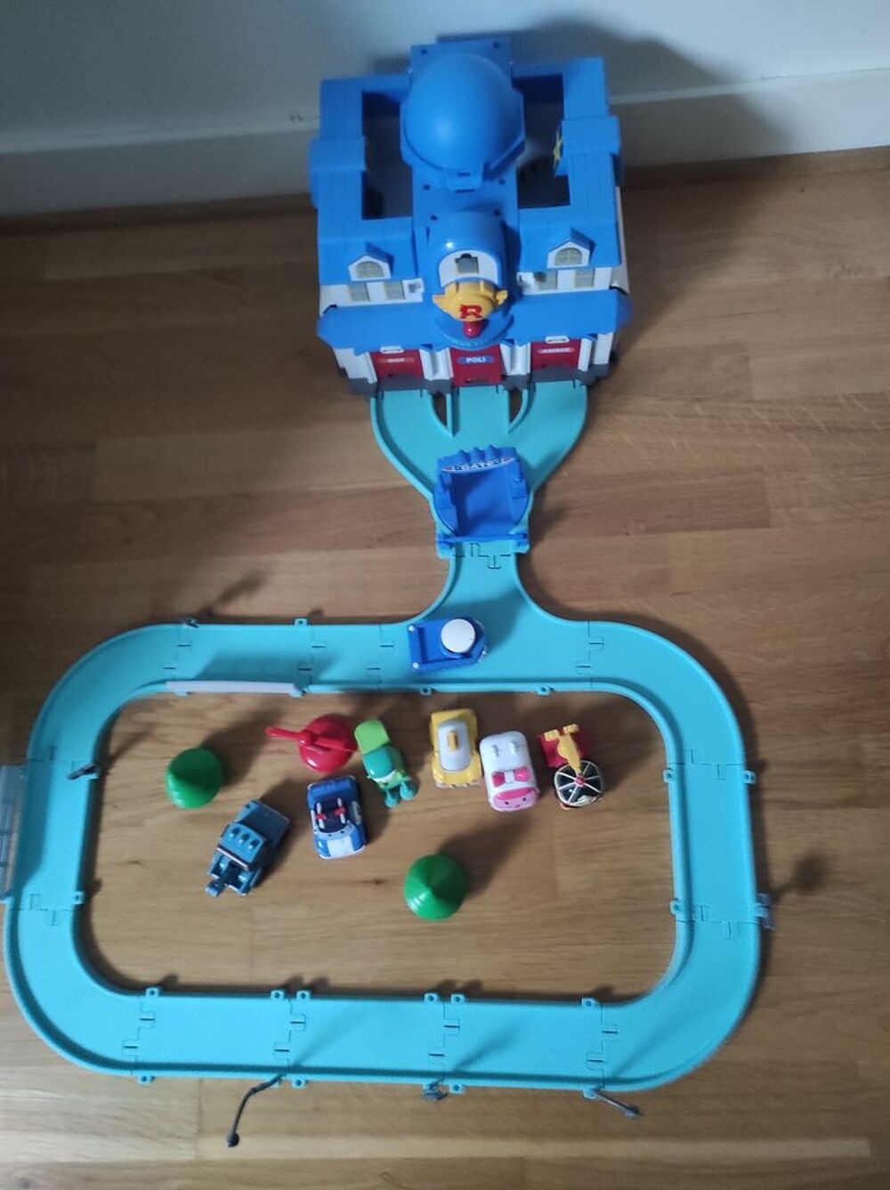 Garage ROBOCAR POLI Jeux / jouets
