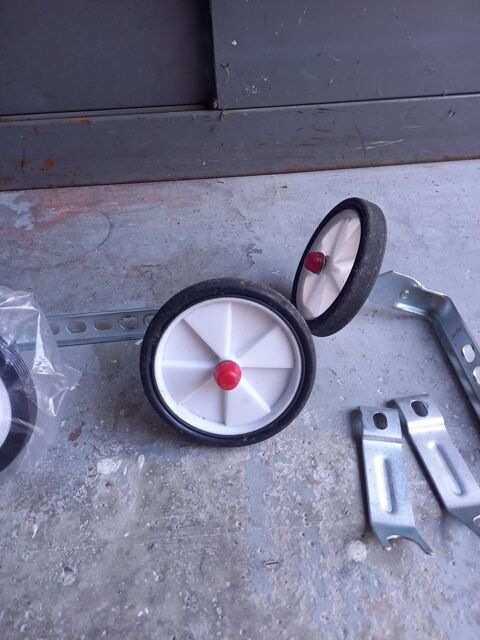Petites roues stabilisateurs pour vlo enfant 10 Pau (64)