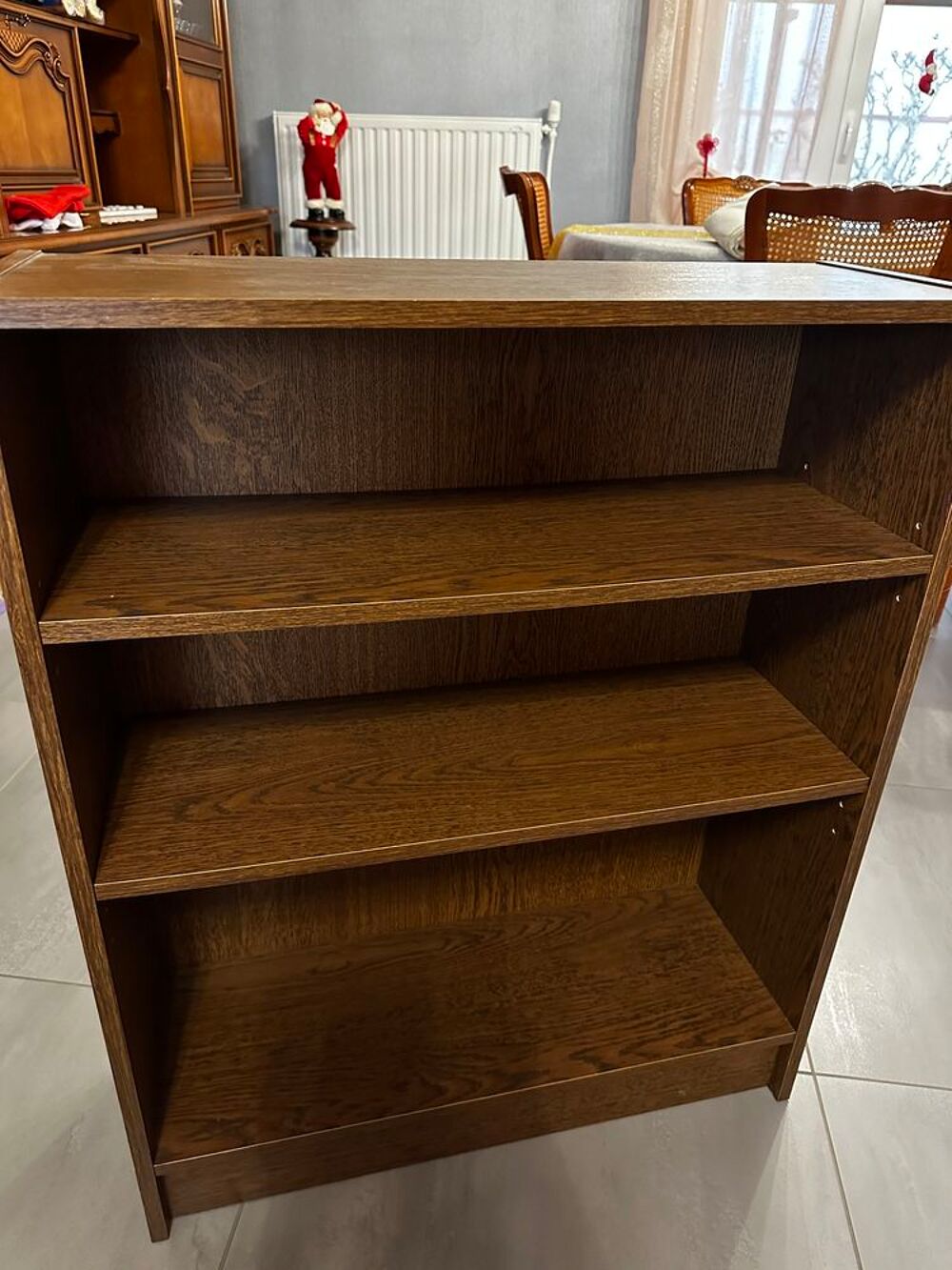 Petit meuble de rangement. Meubles