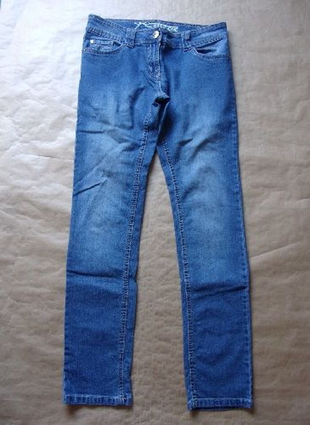 Pantalon en jean en taille 38 Vtements