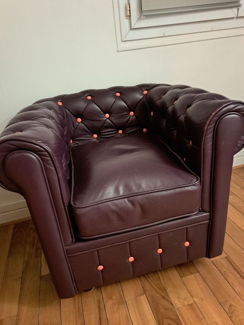 Fauteuil cuir chesterfield Meubles