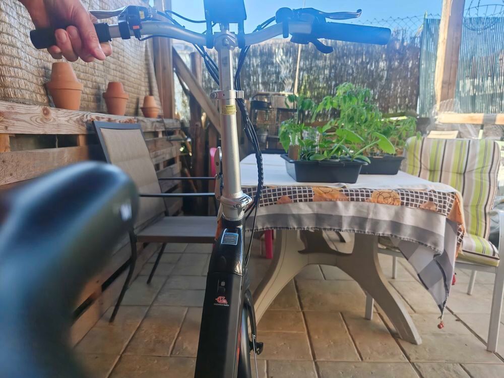 V&eacute;lo &agrave; assistance &eacute;lectrique pliant Vélos