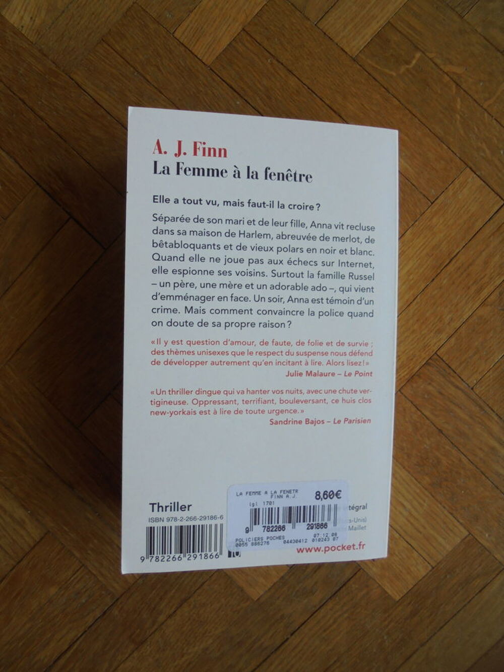 La femme &agrave; la fen&ecirc;tre (87) Livres et BD