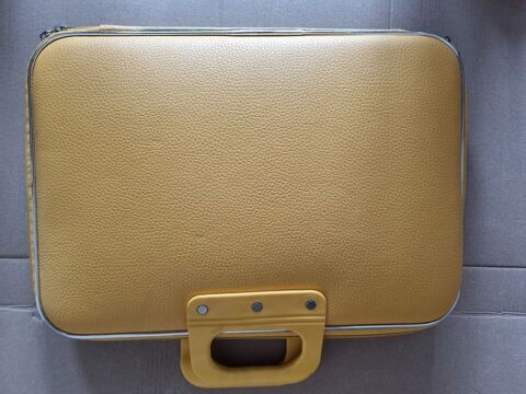 Sacoche ordinateur portable. 0 Saint-Ouen-l'Aum�ne (95)