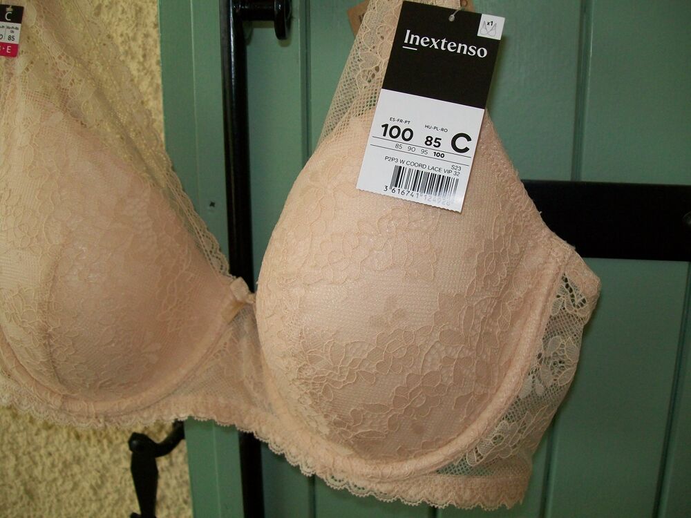 soutien gorge 100 C neuf Vêtements