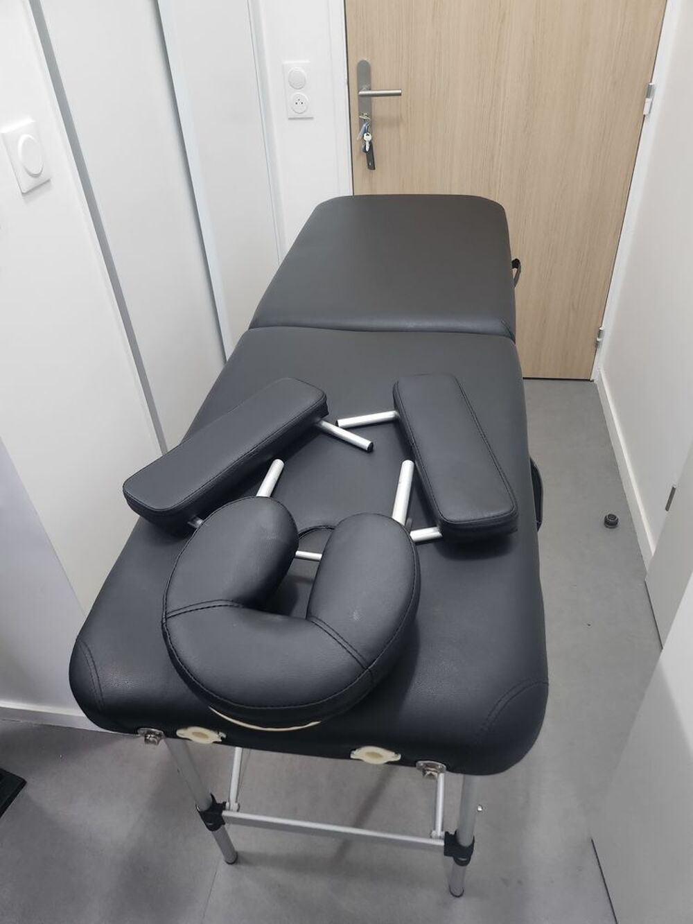 Table de massage Meubles