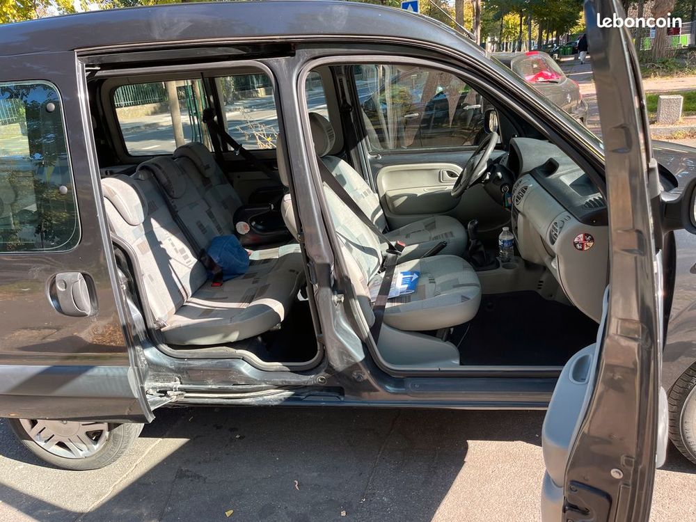 Kangoo 1.5 dCi 105 eco2 Expression 2009 occasion 75018 Paris