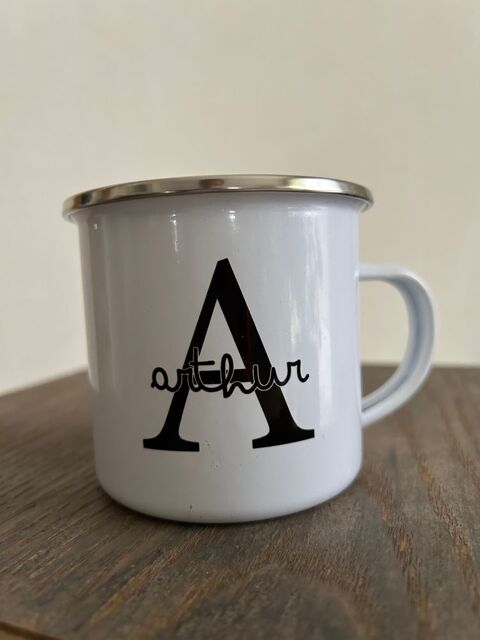 Mug blanc, en inox  L'atelier des frres  18 Blies-Guersviller (57)