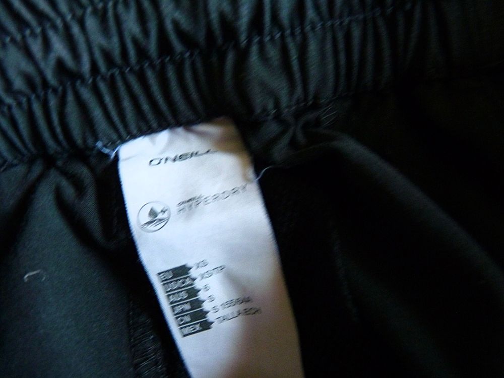 Short Femme Oneill 34 XS tissu technique sport noir TBE Vêtements