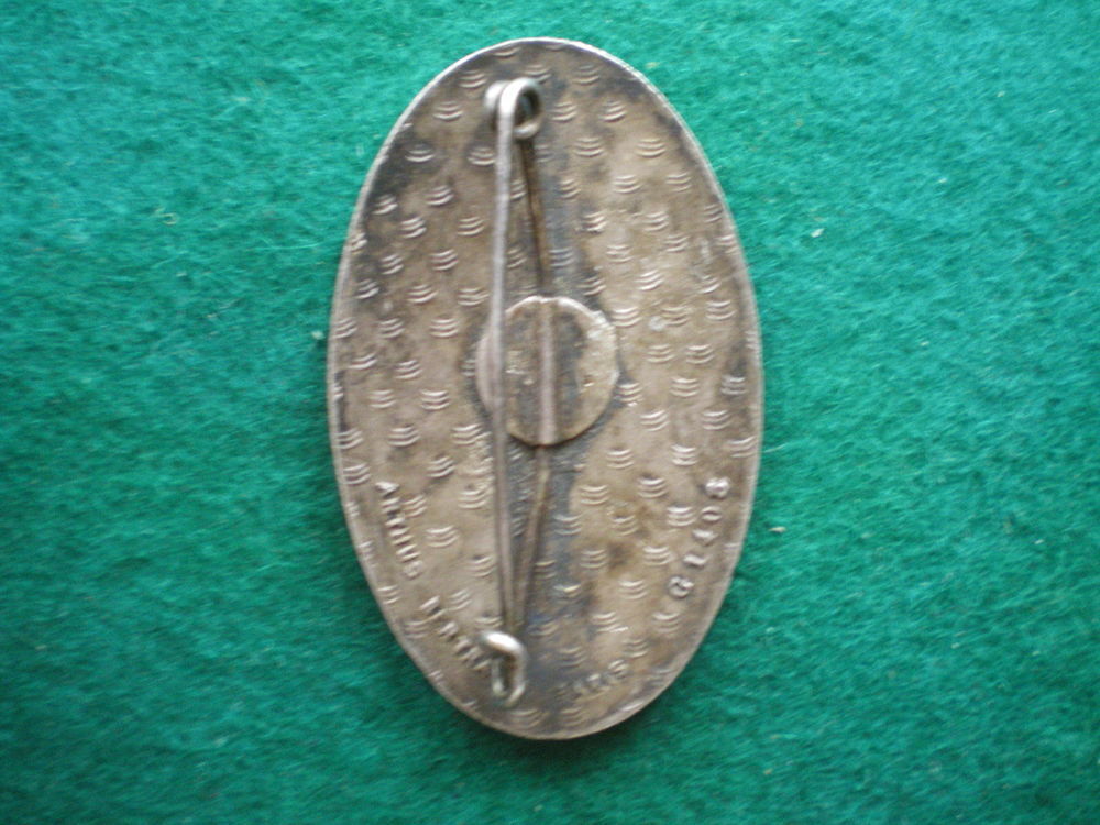 Insigne de Sant&eacute; - 103&deg; S.I.M. Section Infirmiers Militaires 
