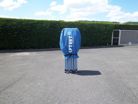 Chapiteau pliant 3 m x 6 m 470 Charantonnay (38)