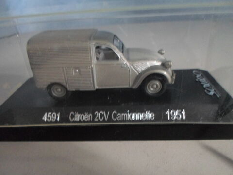 2 ch camionnette SOLIDO . 1/43eme 7 Goincourt (60)