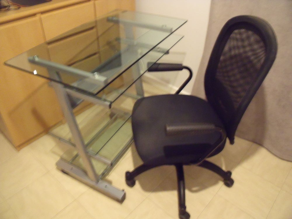 Bureau + Fauteuil Meubles