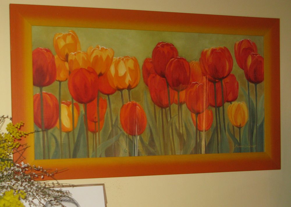 cadre repr&eacute;sentant des tulipes. 
couleur dominante orange
Dcoration