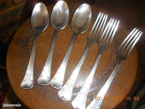 couverts argent poinonns (2)
15 Ste (34)