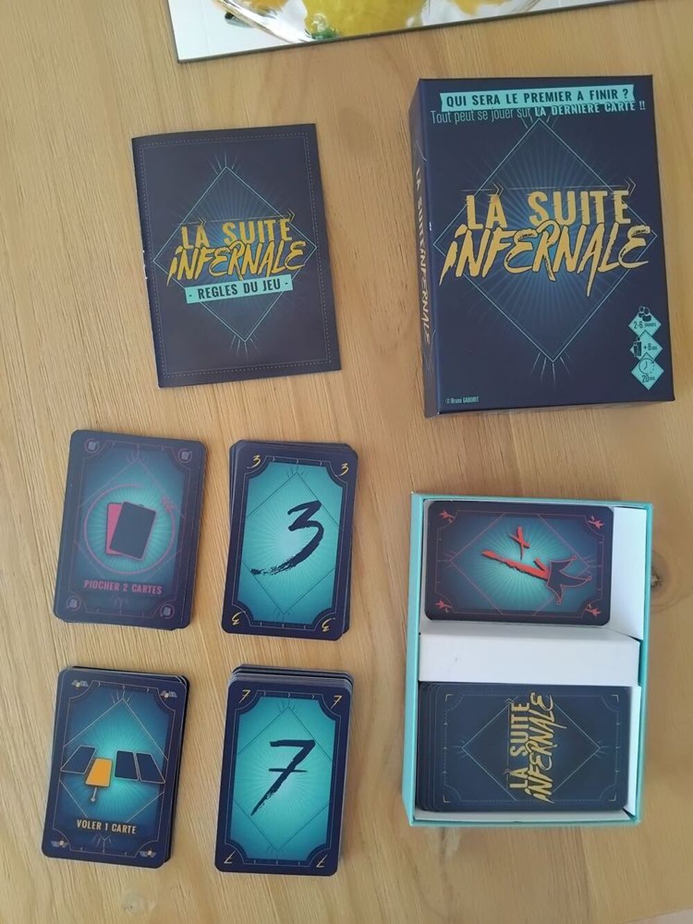 Lot de 2 jeux de soci&eacute;t&eacute; Jeux / jouets