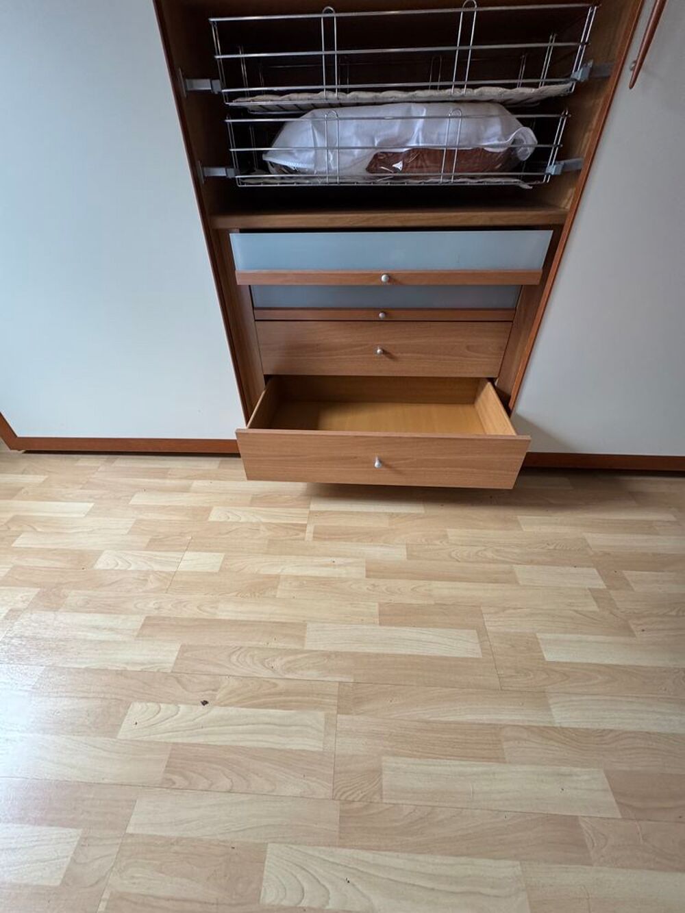Superbe dressing bois Meubles